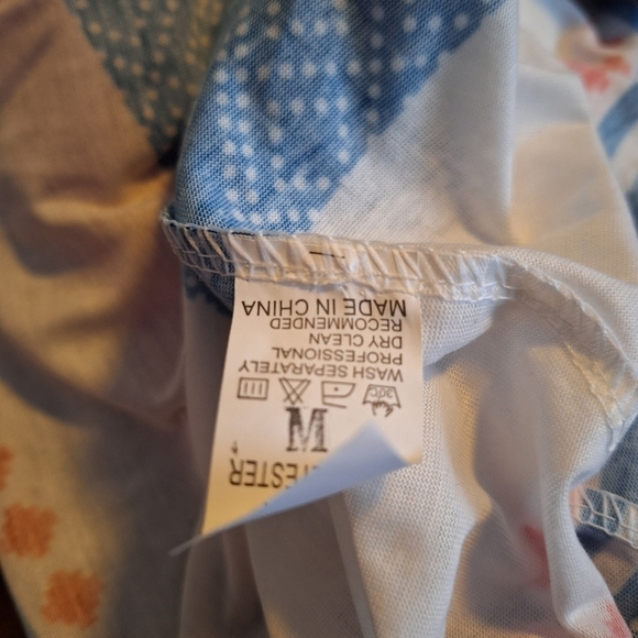 No brand thin hoodie size medium - Picture 5 of 7